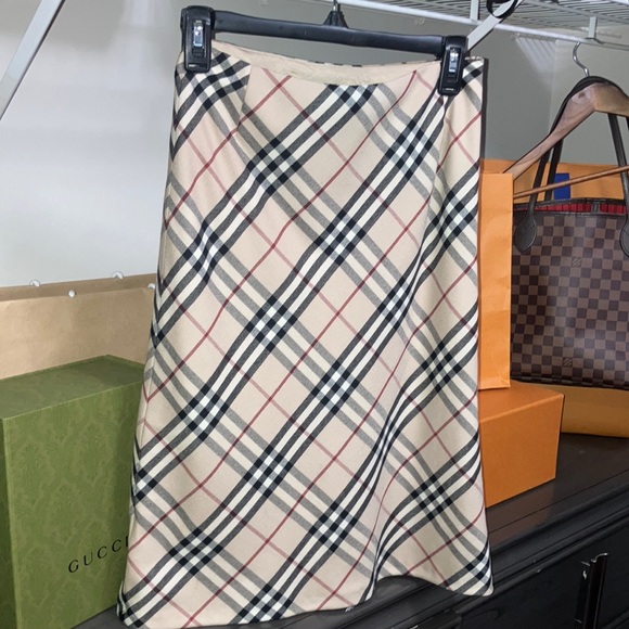 Burberry Vintage Nova Check A-Line Skirt - Size 0 - Picture 7 of 7
